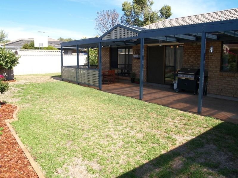 9 Holmeswood Court, Onkaparinga Hills SA 5163