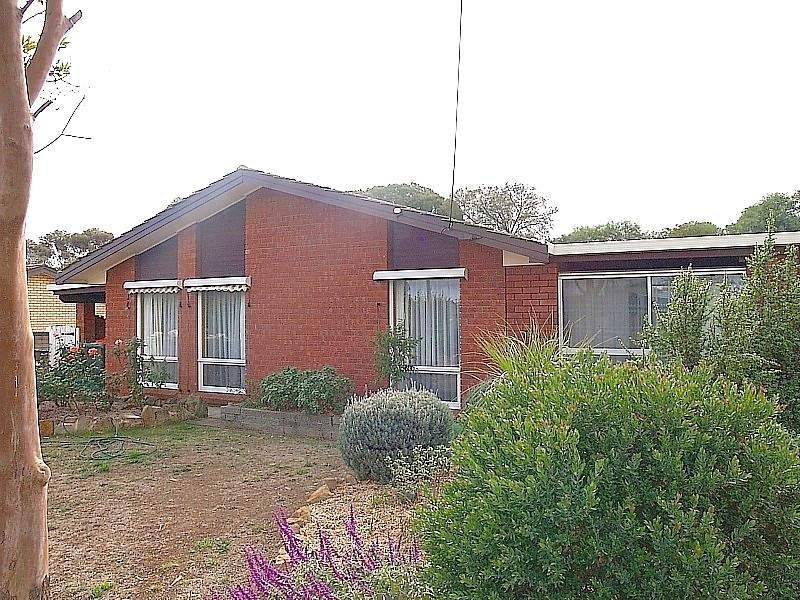 12 Haseldene Drive, Christie Downs SA 5164