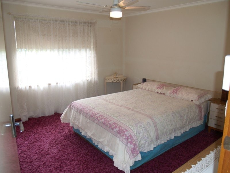 12 Haseldene Drive, Christie Downs SA 5164