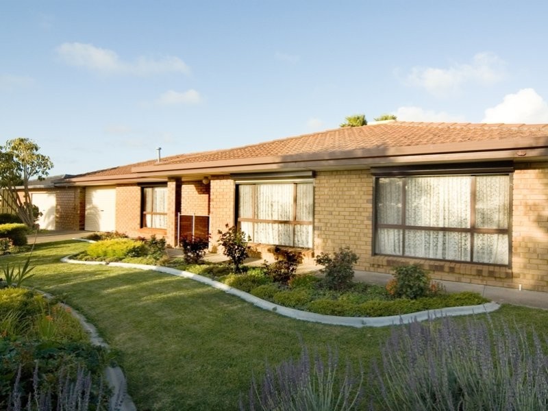 2 Saddler Court, Onkaparinga Hills SA 5163
