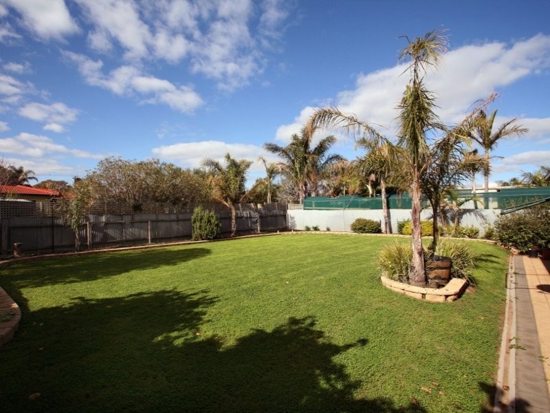 14 Gilbert Road, Christies Beach SA 5165