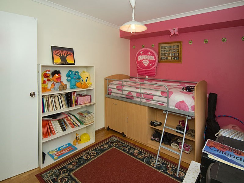 24 Brookland Valley Drive, Woodcroft SA 5162