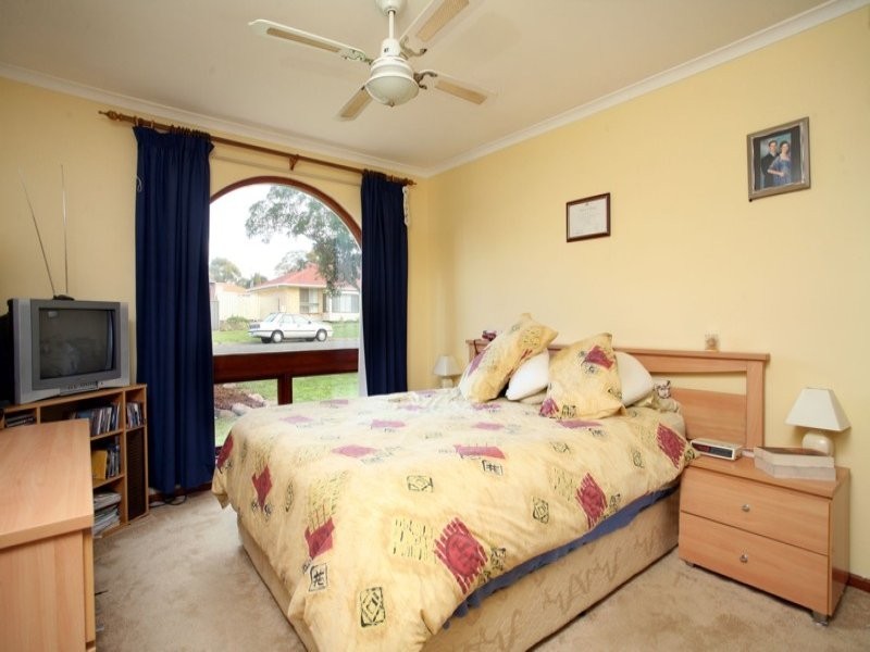13 Dalkeith Avenue, Morphett Vale SA 5162