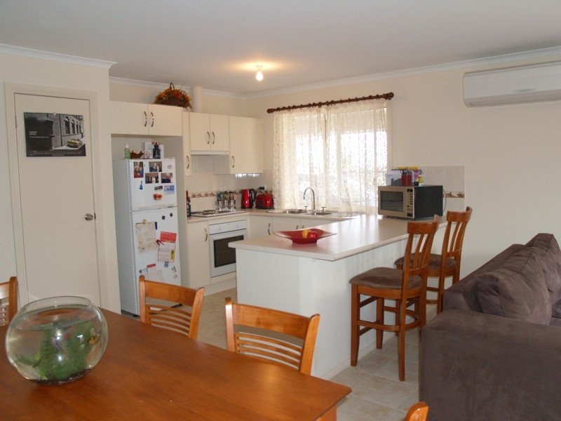 4 Sandy Lane, Hackham SA 5163
