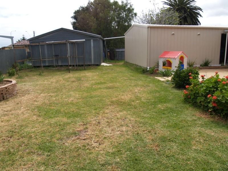 49 Trim Crescent, Old Noarlunga SA 5168