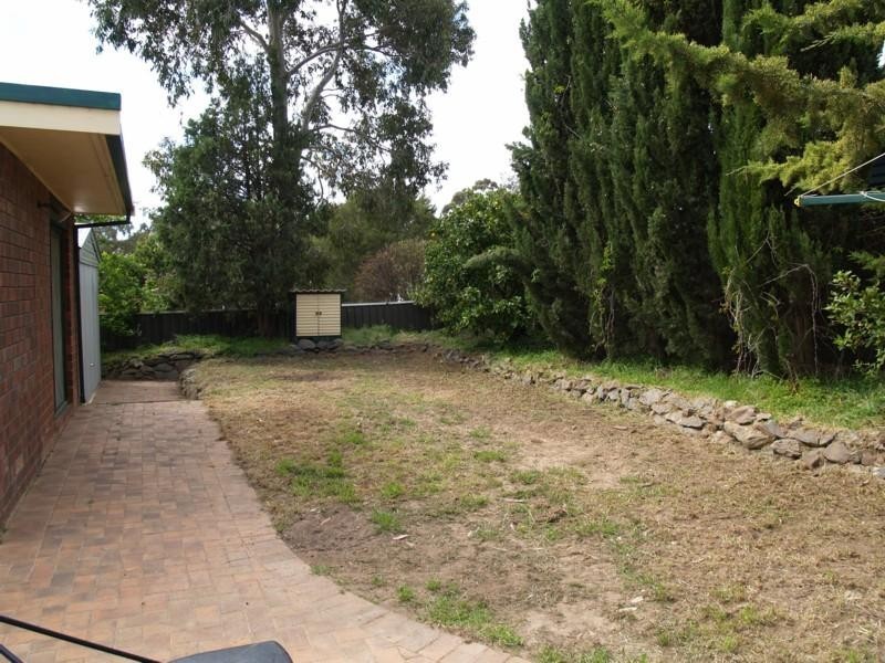 16 Tangara Drive, Aberfoyle Park SA 5159