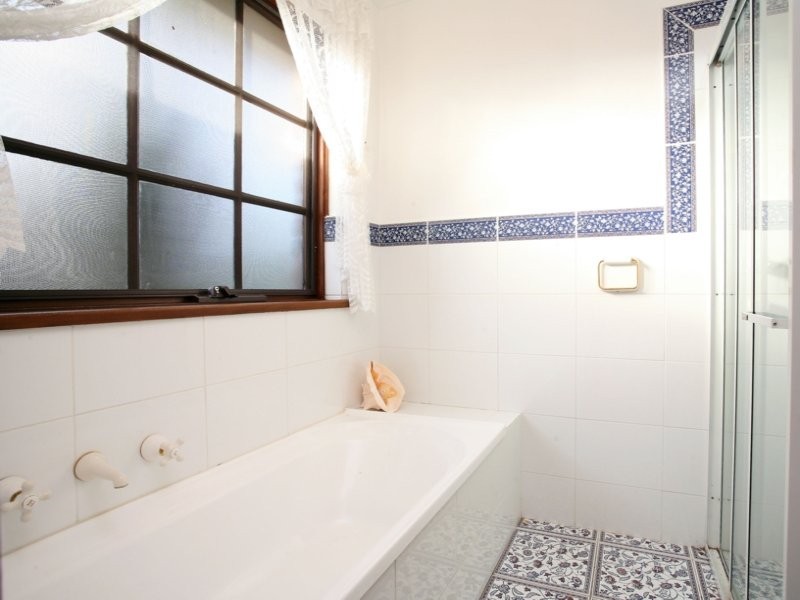 16 Lapwing Street, Hallett Cove SA 5158