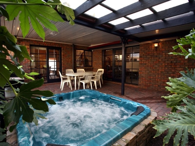 16 Lapwing Street, Hallett Cove SA 5158