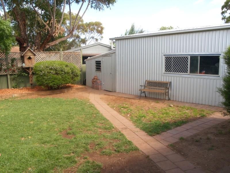 6 McCarthy Avenue, Morphett Vale SA 5162