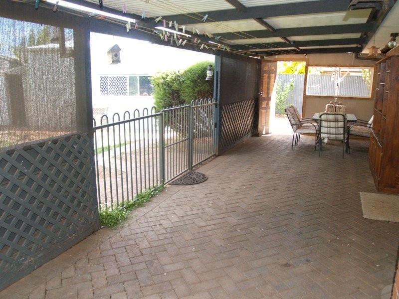 6 McCarthy Avenue, Morphett Vale SA 5162