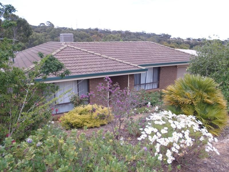 12 Vaucluse Drive, Happy Valley SA 5159
