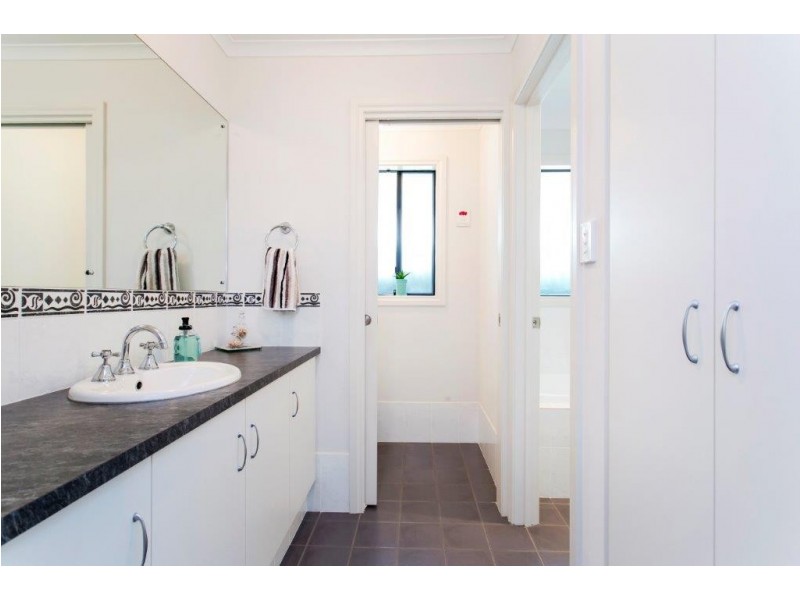 44 Erebus Circuit, Morphett Vale SA 5162