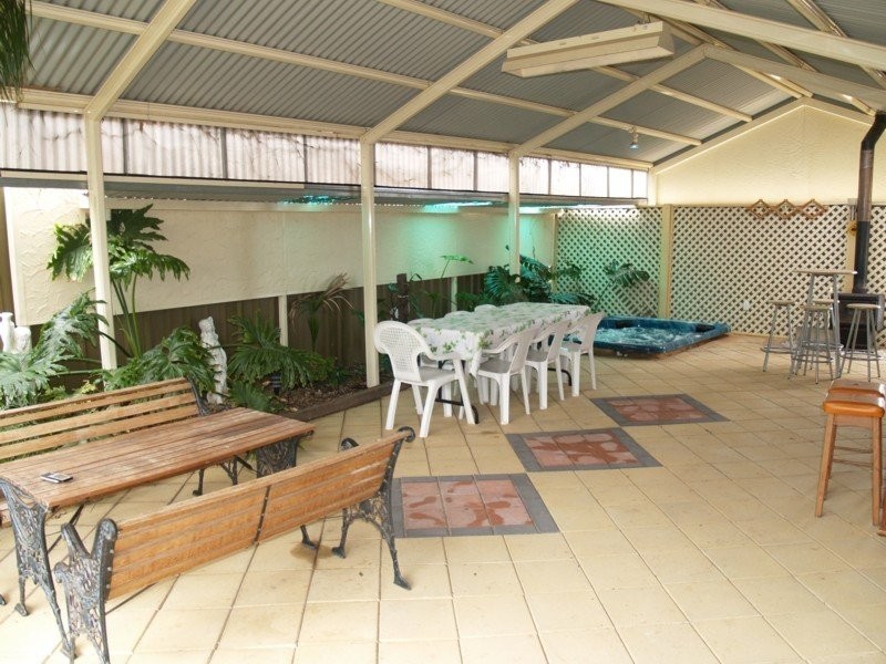 20 Potter Drive, Woodcroft SA 5162