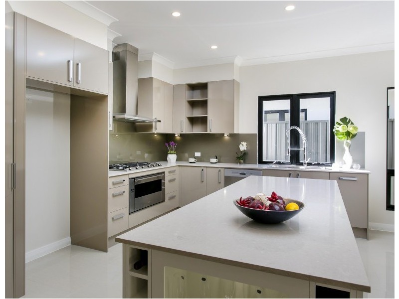 4b York Drive, Flagstaff Hill SA 5159