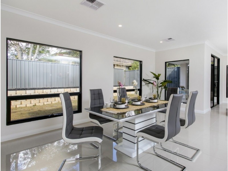 4b York Drive, Flagstaff Hill SA 5159