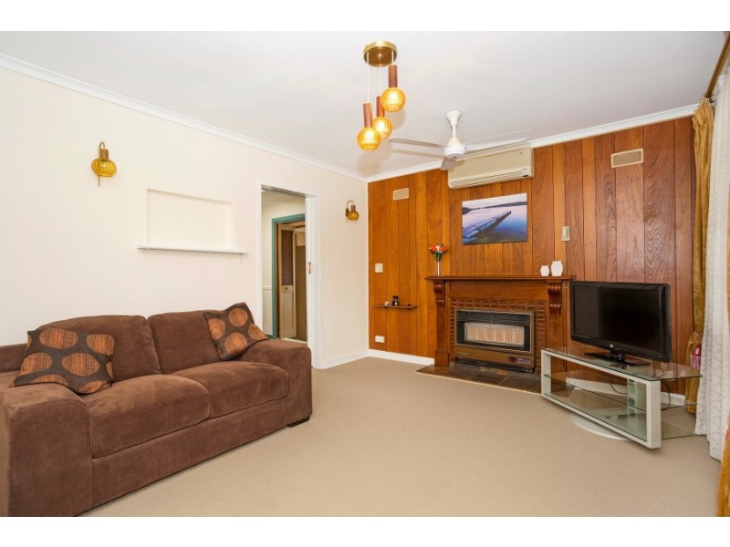 35 Burns Court, Morphett Vale SA 5162