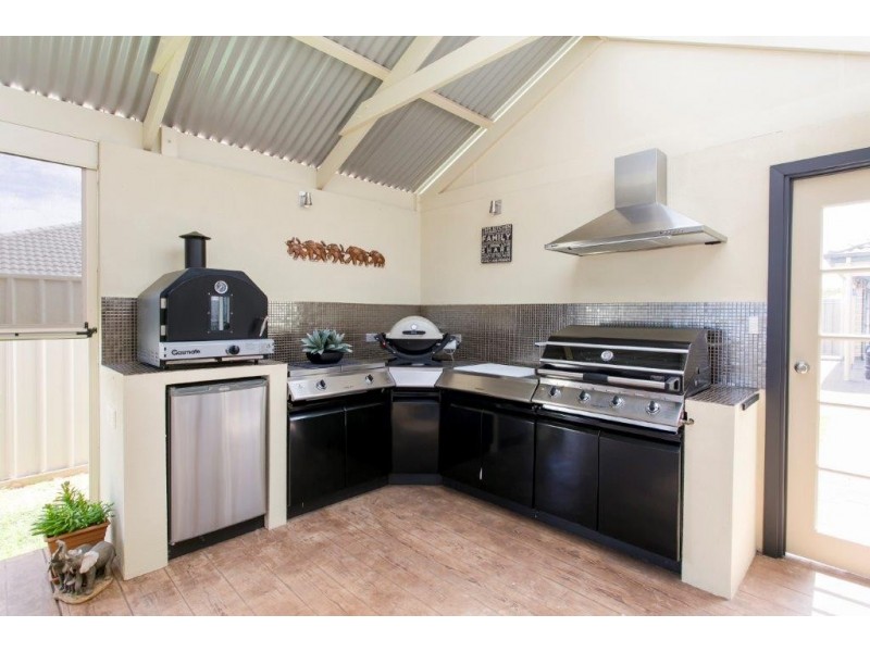 83 Serafino Drive, Noarlunga Downs SA 5168