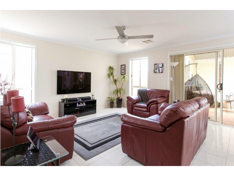 83 Serafino Drive, Noarlunga Downs SA 5168