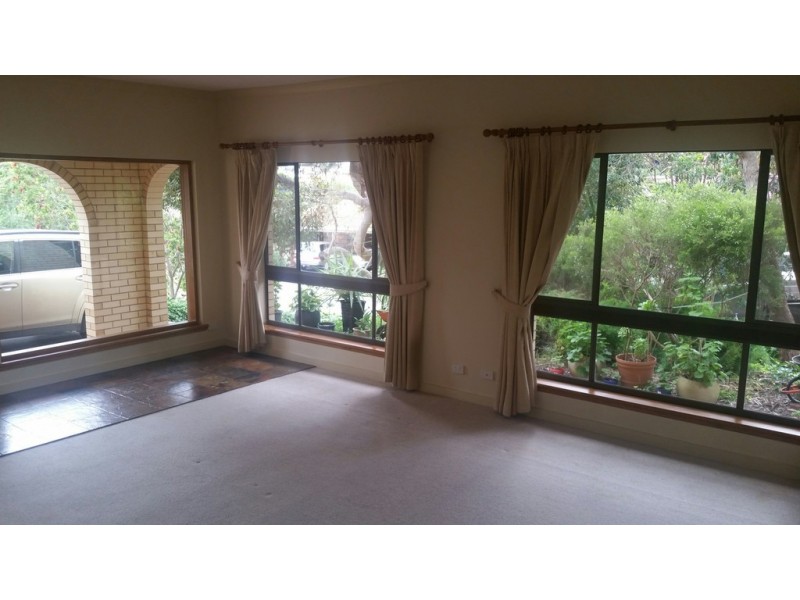 2 Elura Court, Flagstaff Hill SA 5159