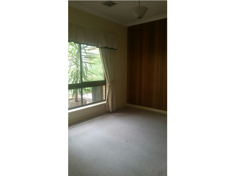 2 Elura Court, Flagstaff Hill SA 5159