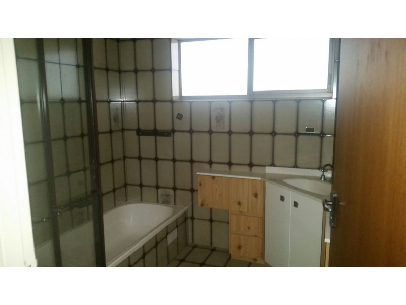 2 Elura Court, Flagstaff Hill SA 5159