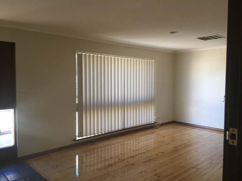 15 Haseldene Drive, Christie Downs SA 5164