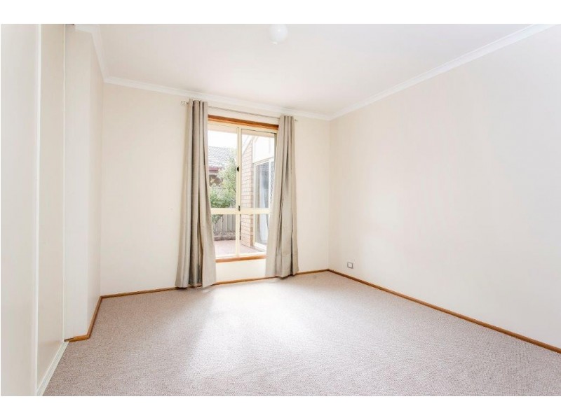 11 Esther Drive, Woodcroft SA 5162