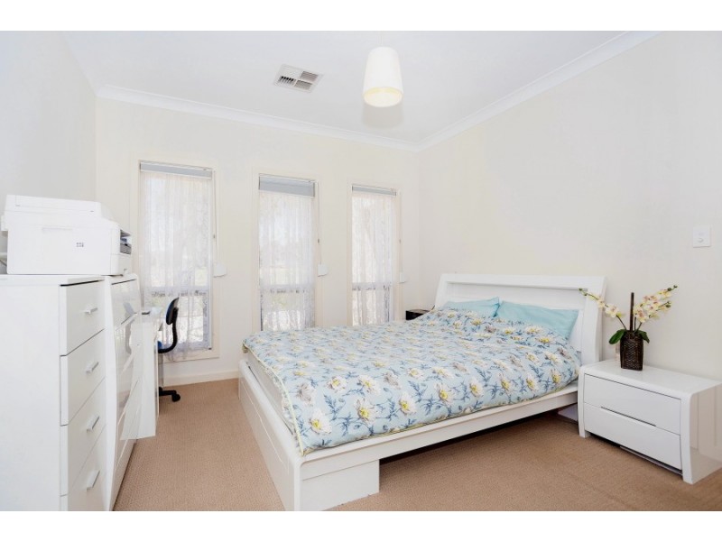 1 Moreland Avenue, Mitchell Park SA 5043