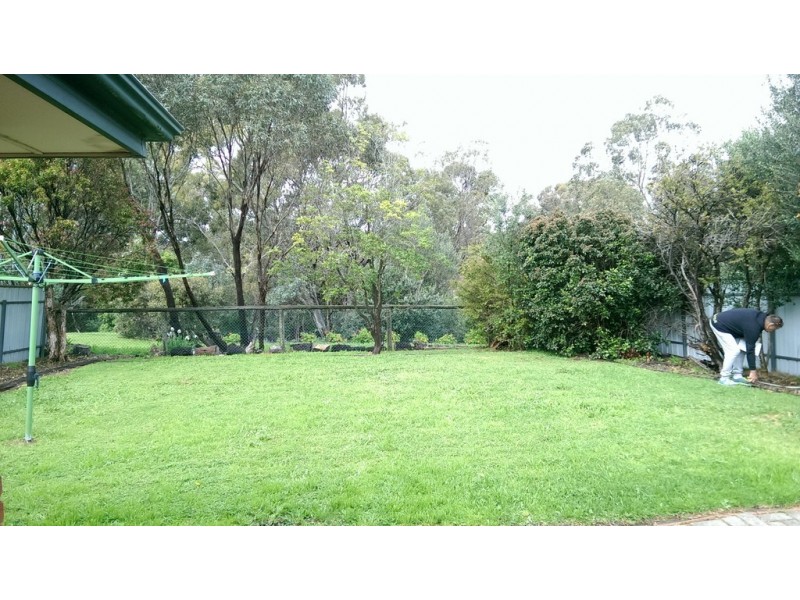 4 Middlebrook Court, Woodcroft SA 5162