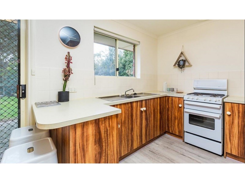 4 Middlebrook Court, Woodcroft SA 5162