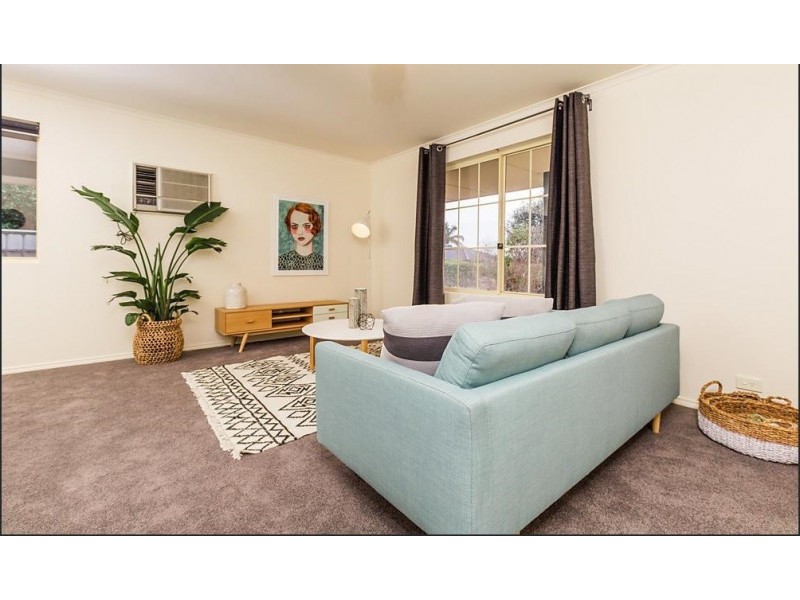 4 Middlebrook Court, Woodcroft SA 5162
