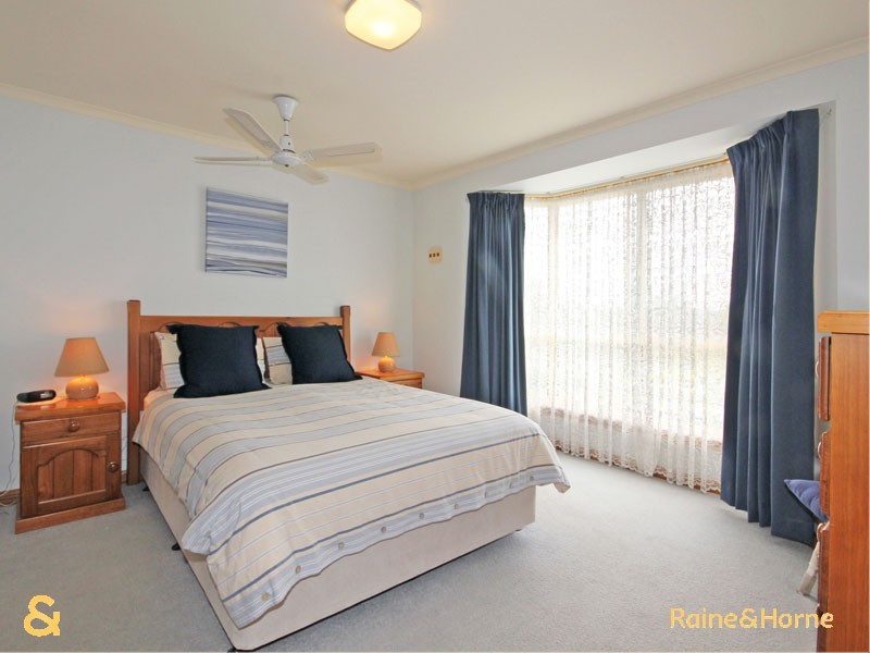 16 Dressage Avenue, Woodcroft SA 5162