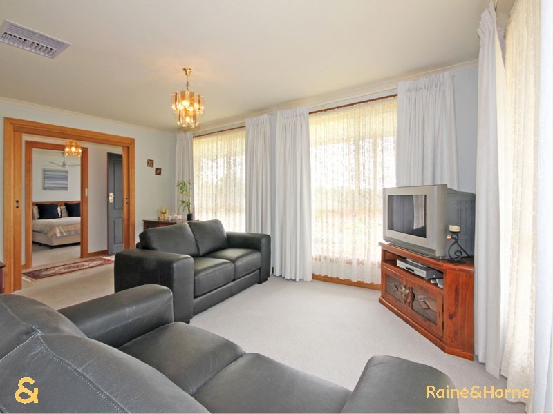 16 Dressage Avenue, Woodcroft SA 5162