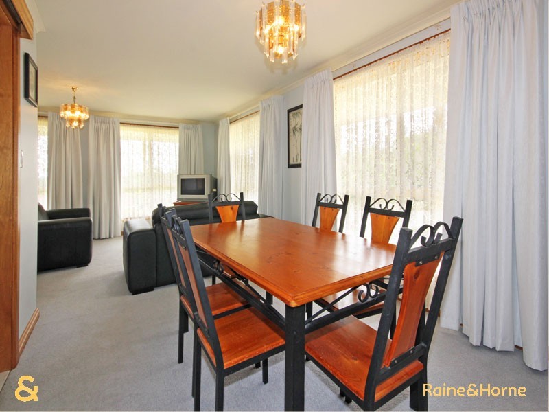 16 Dressage Avenue, Woodcroft SA 5162