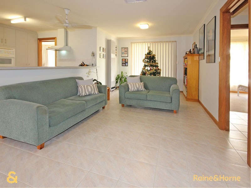 16 Dressage Avenue, Woodcroft SA 5162