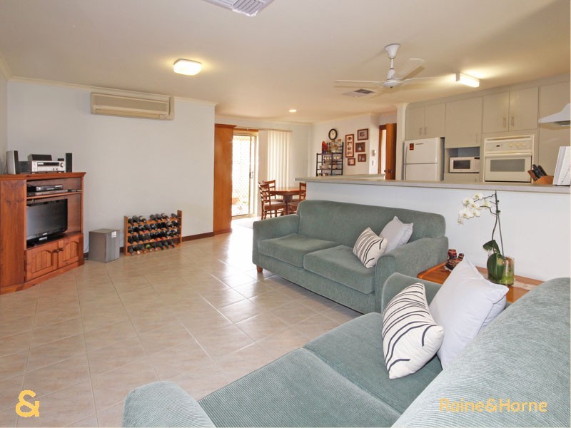 16 Dressage Avenue, Woodcroft SA 5162