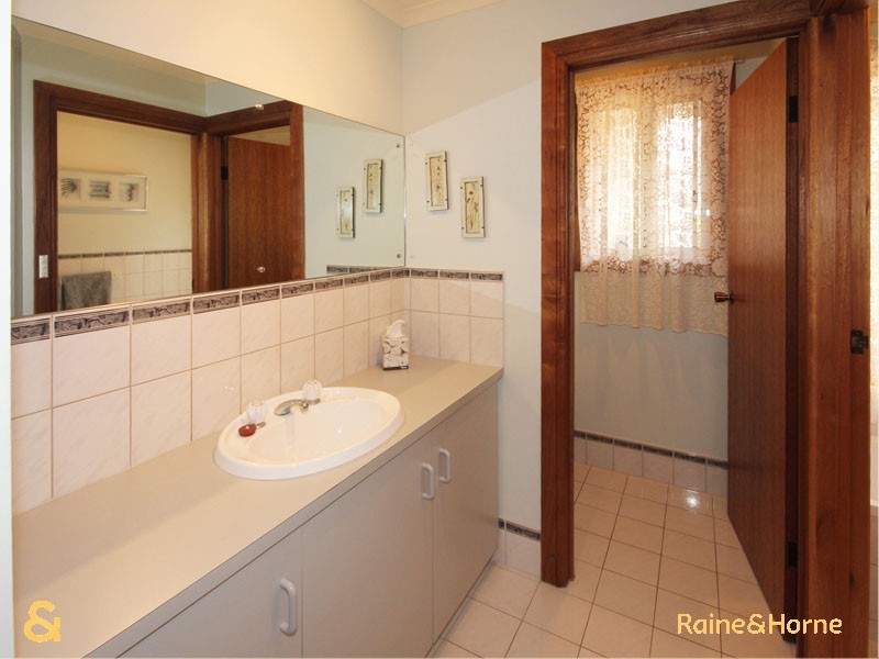 16 Dressage Avenue, Woodcroft SA 5162