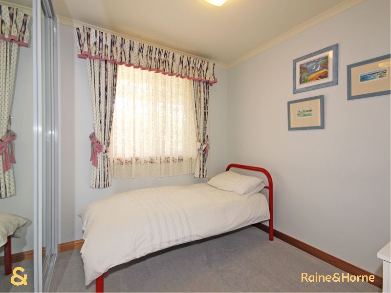 16 Dressage Avenue, Woodcroft SA 5162