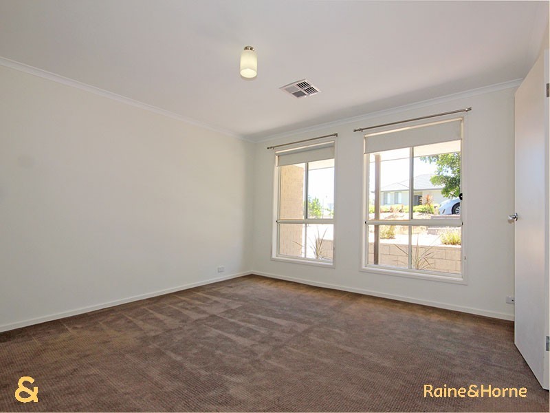 6 Auldstone Place, Huntfield Heights SA 5163