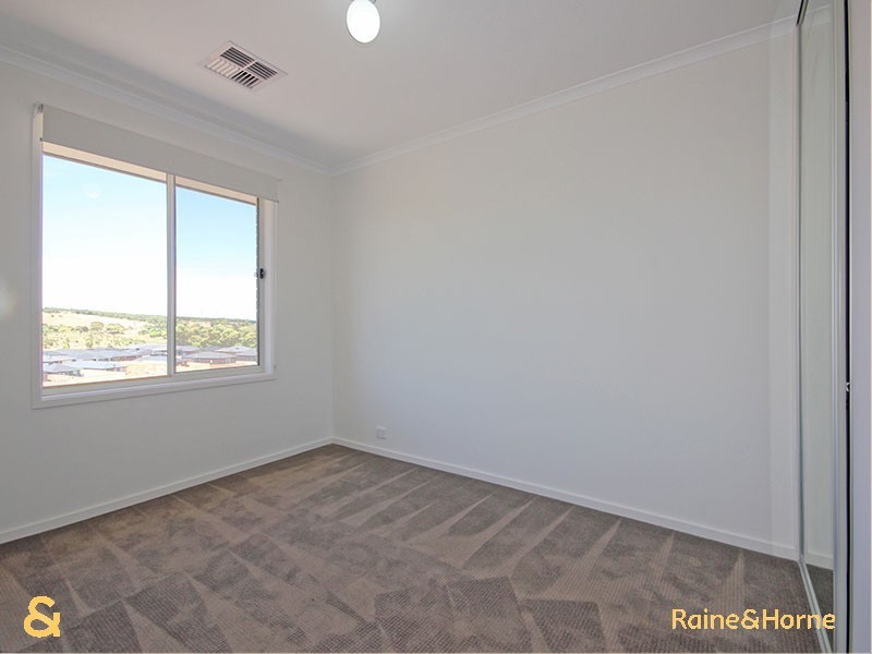 6 Auldstone Place, Huntfield Heights SA 5163