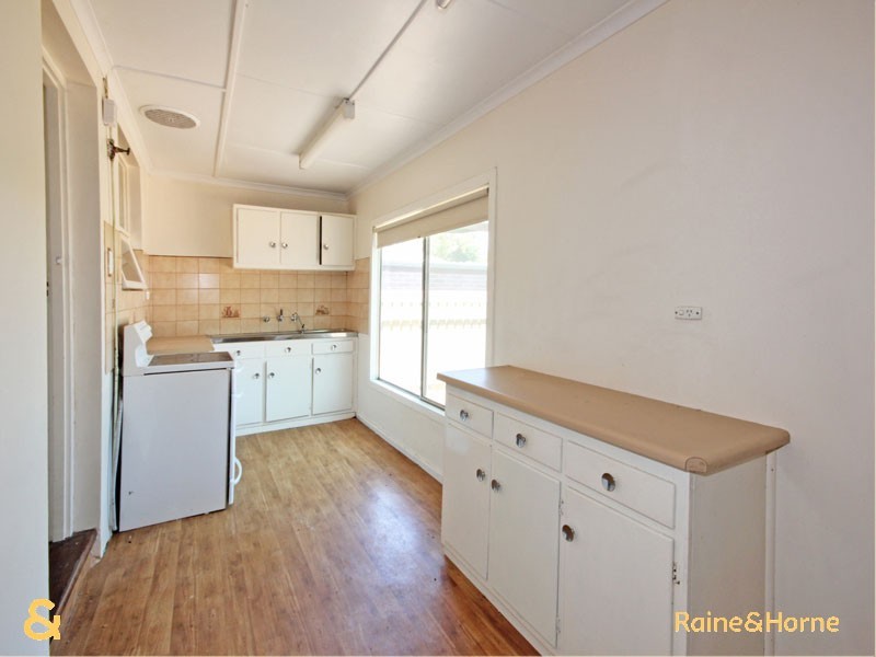 52 Sedunary Road, Morphett Vale SA 5162