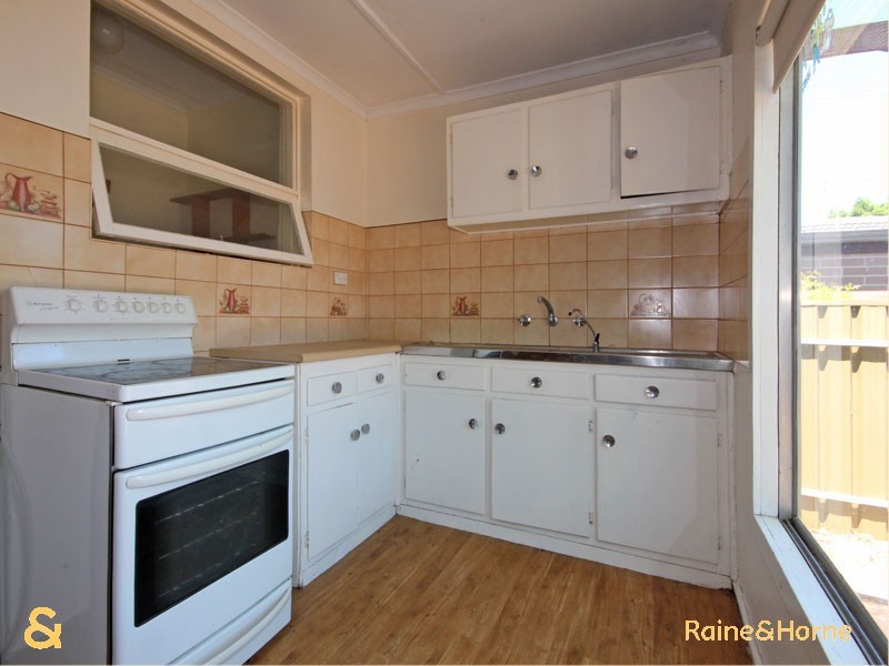 52 Sedunary Road, Morphett Vale SA 5162