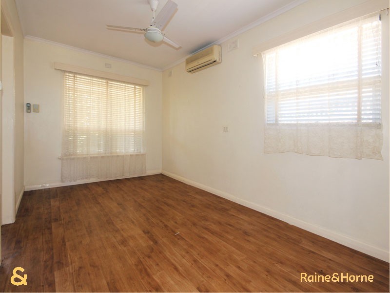 52 Sedunary Road, Morphett Vale SA 5162