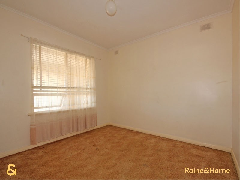 52 Sedunary Road, Morphett Vale SA 5162