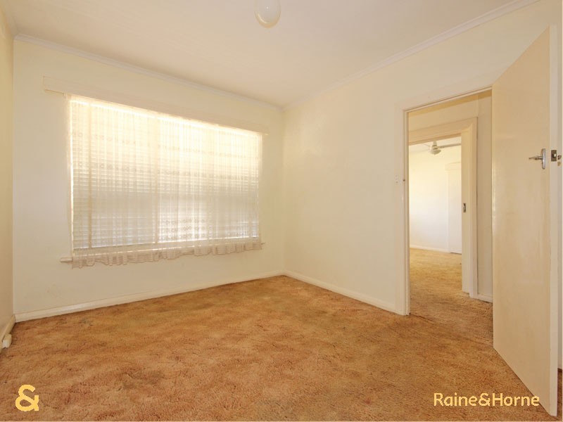 52 Sedunary Road, Morphett Vale SA 5162