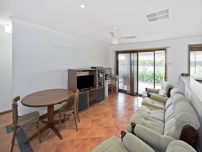 13 Sherebrooke Boulevard, Woodcroft SA 5162