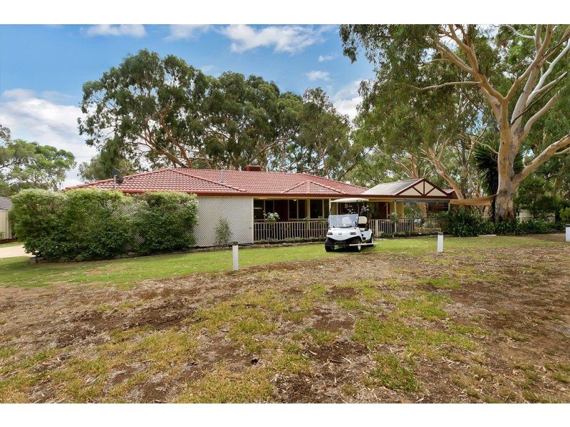 3/24 Golf Course Drive, Woodcroft SA 5162