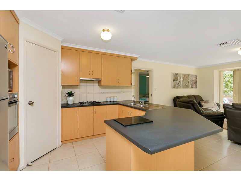 3/24 Golf Course Drive, Woodcroft SA 5162