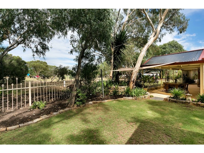 3/24 Golf Course Drive, Woodcroft SA 5162