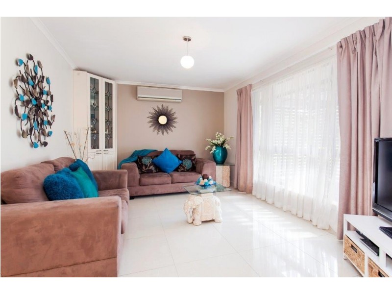 16 Mason Avenue, Happy Valley SA 5159